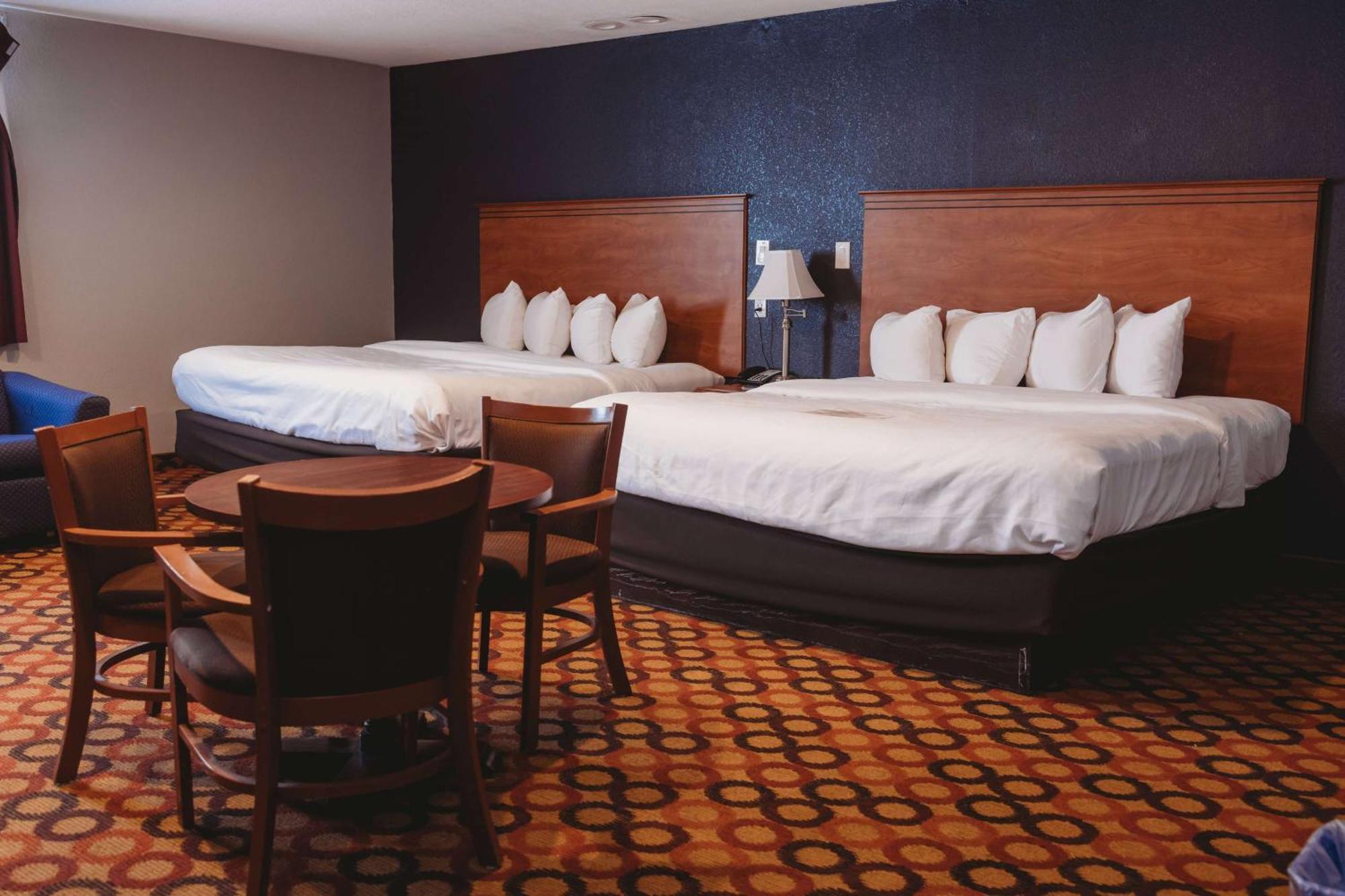 Americinn By Wyndham Appleton Downtown Екстериор снимка