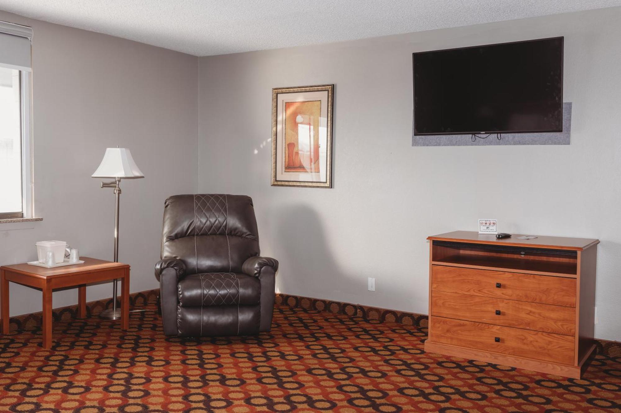 Americinn By Wyndham Appleton Downtown Екстериор снимка