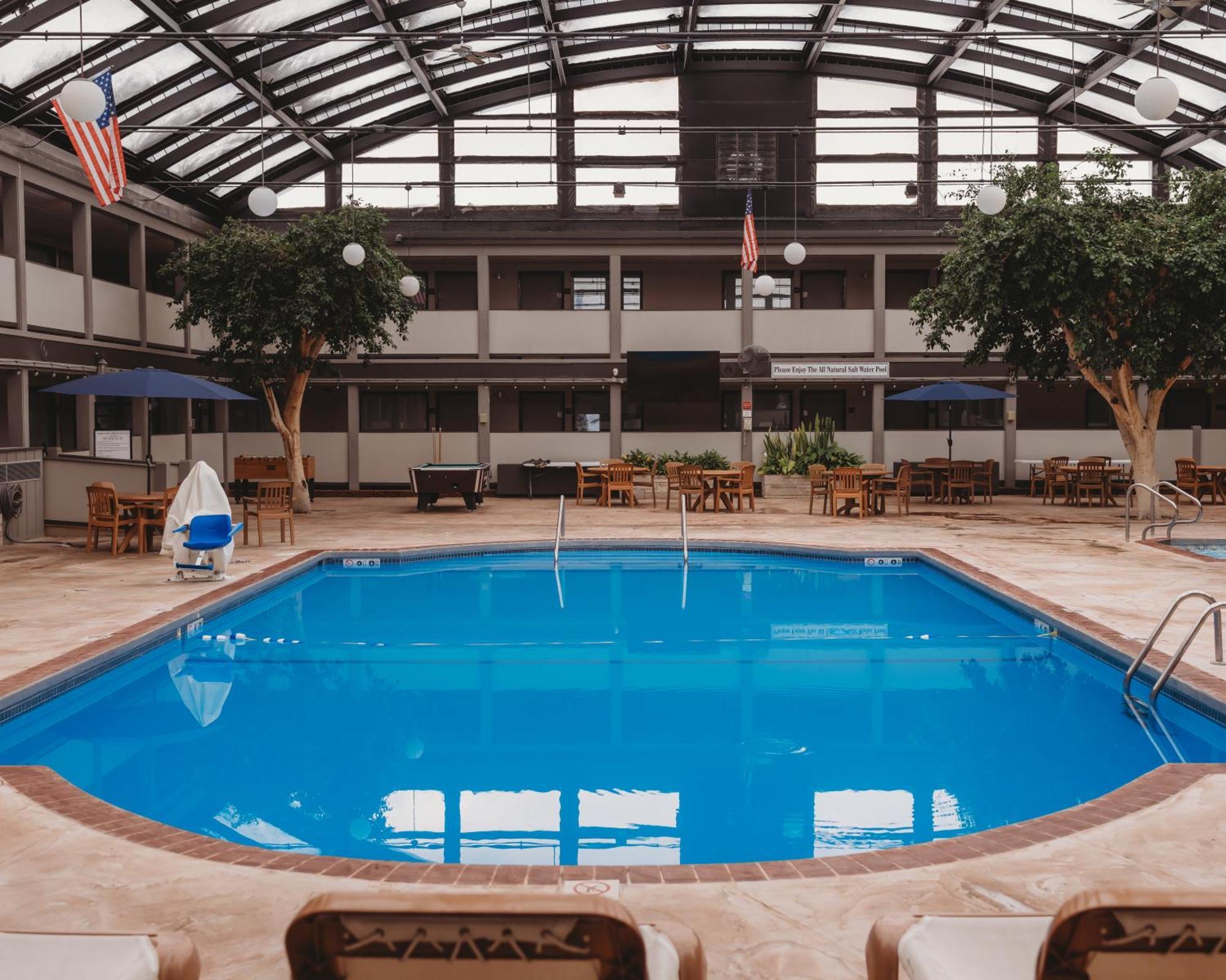 Americinn By Wyndham Appleton Downtown Екстериор снимка